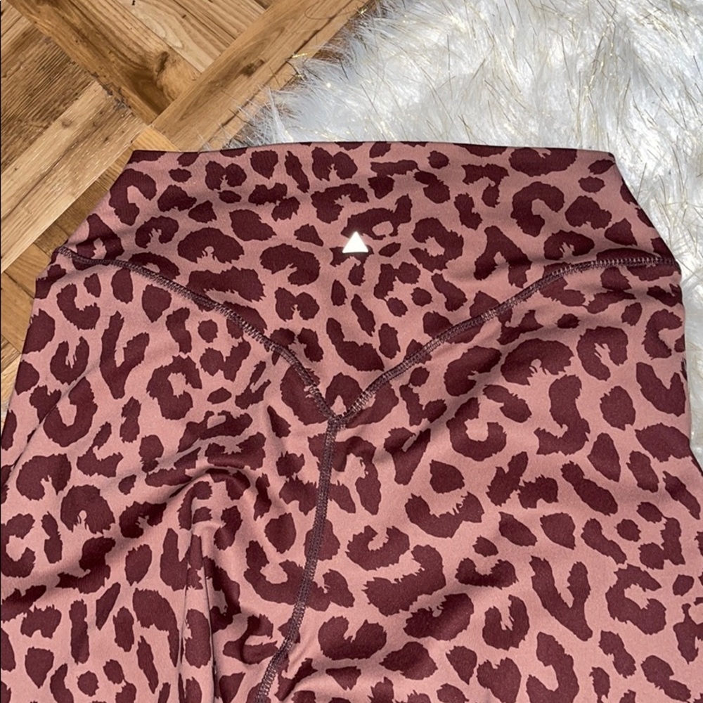 Balance Athletica Limited Edition Cheetah - Picture 2 of 7